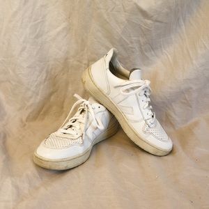 Veja V10 White Lol top sneaker